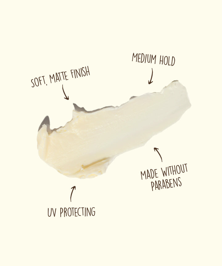 Soft, matte Texturizing Surf Paste with medium hold, UV protection, and free from parabens by Sun Bum.