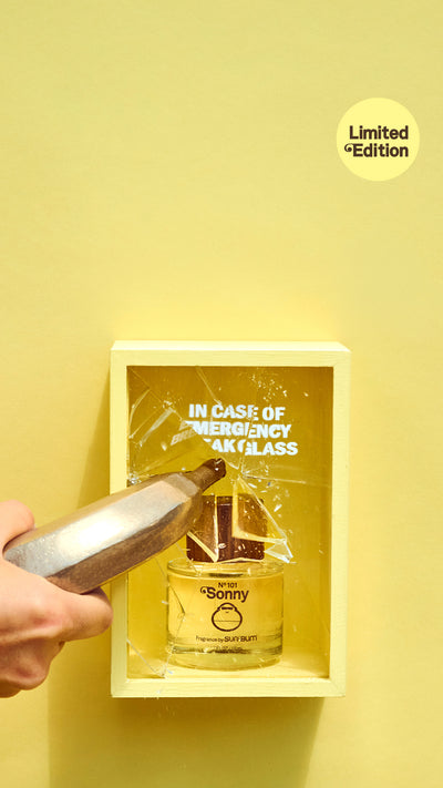 Product packaging with a knife and text on a yellow background